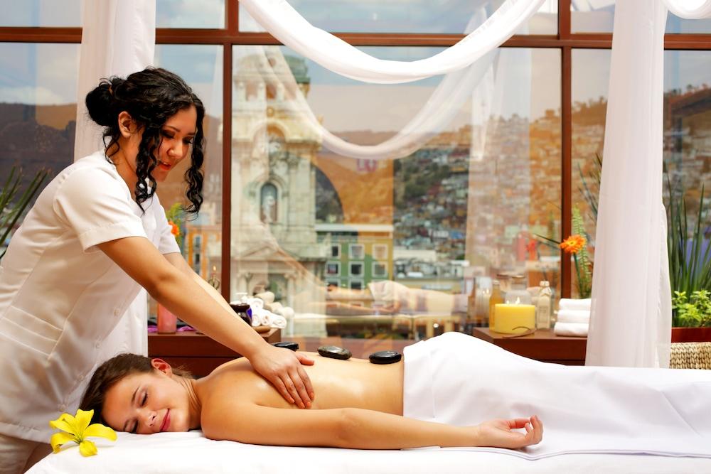 Hotel Emily Pachuca Bagian luar foto