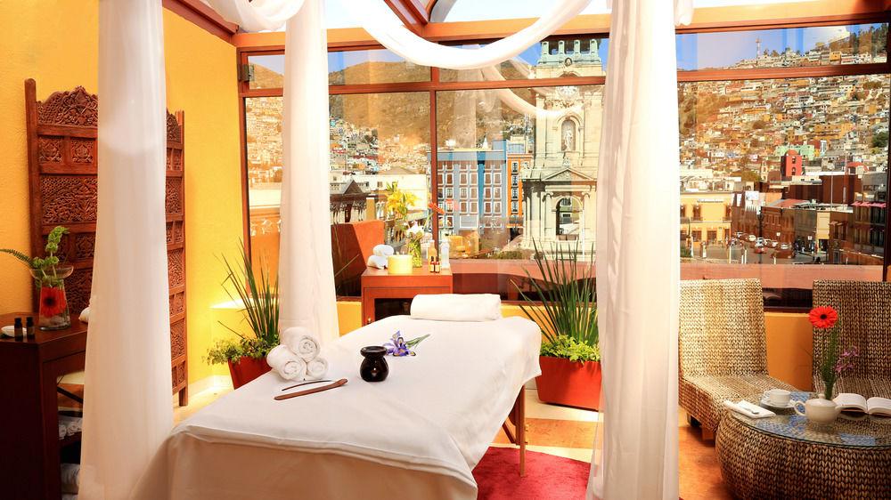 Hotel Emily Pachuca Bagian luar foto